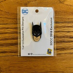 DC Batman Enamel Pin SDCC exclusive